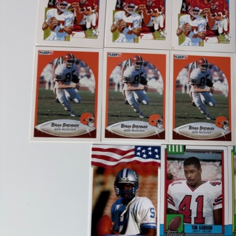 Mixed Lot of 26 Loose Cards Football Trading Cards - Picture 5 of 7
